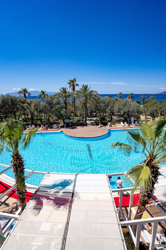 Latanya Park Resort 16/41