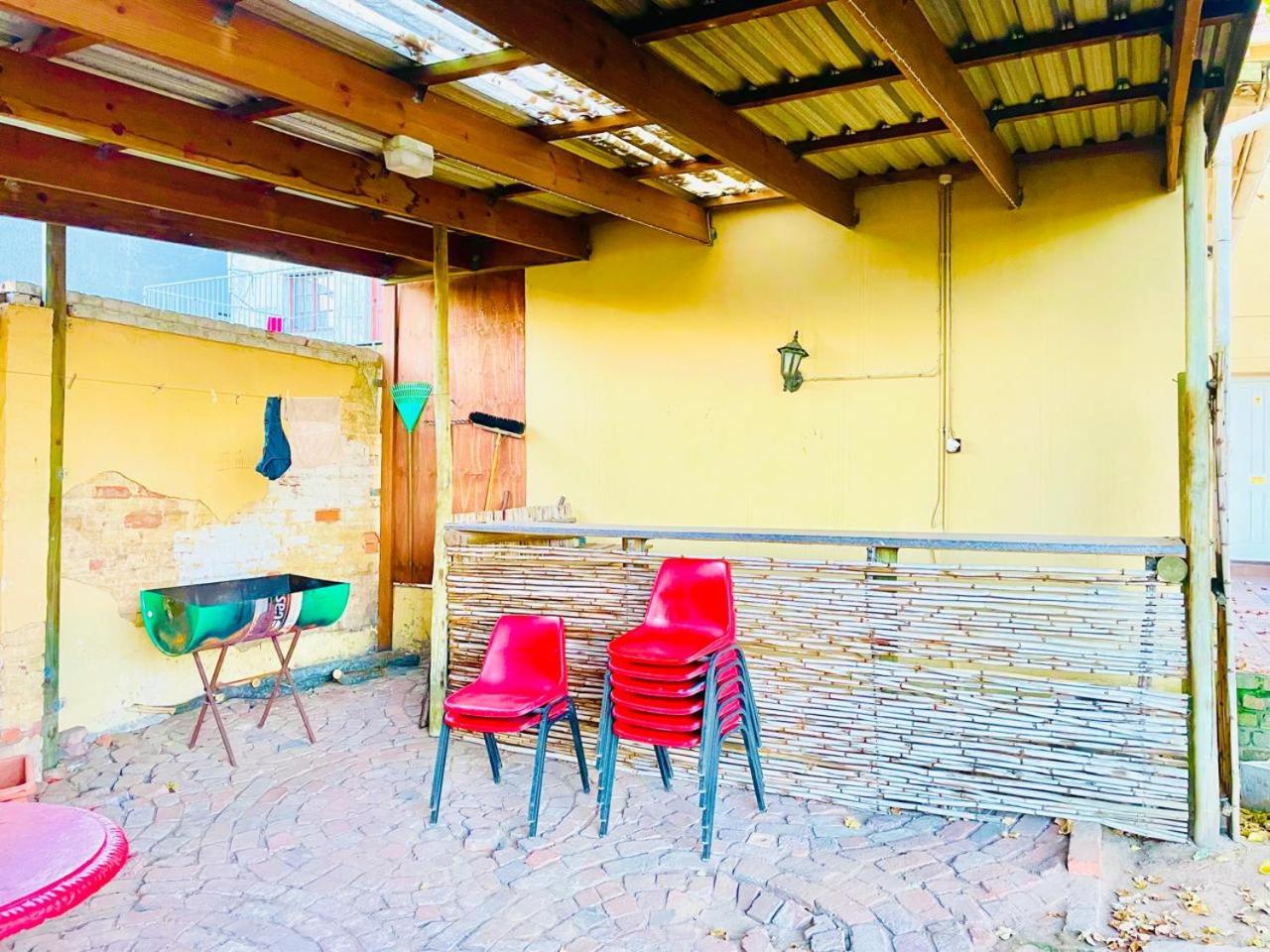 Jikeleza Lodge Backpackers 35/50