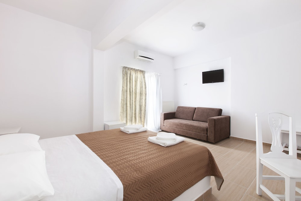 Olympic Hotel 14/56