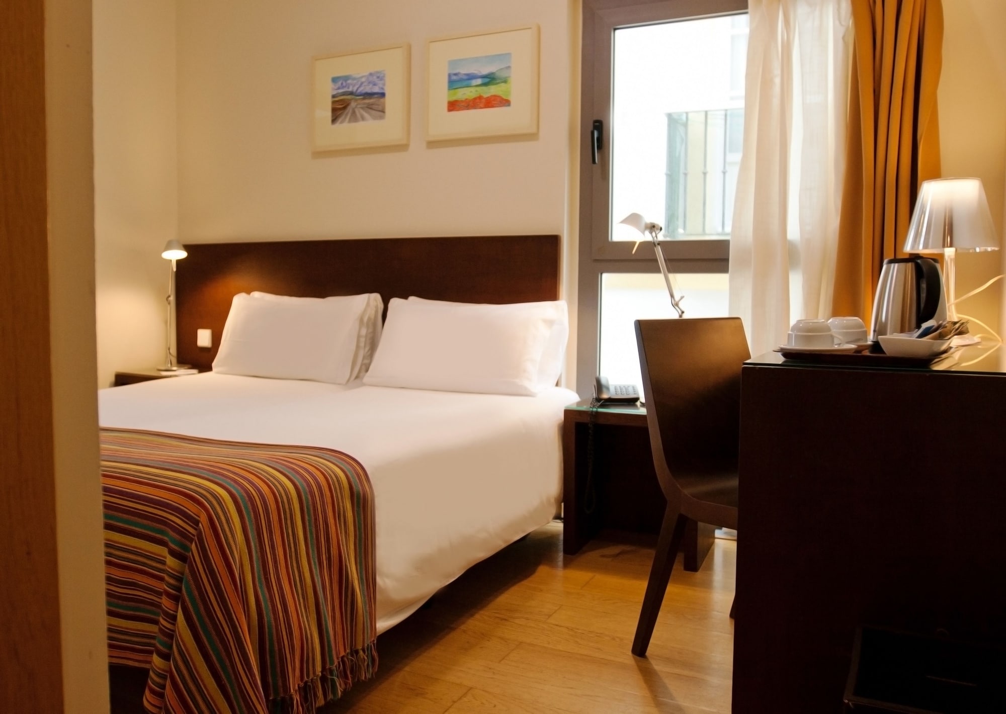 ECONOMY, DOUBLE BED