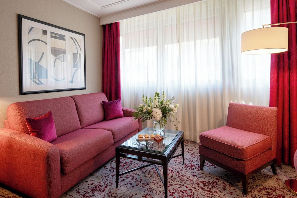 Warwick Paris Champs-Elysees 35/64