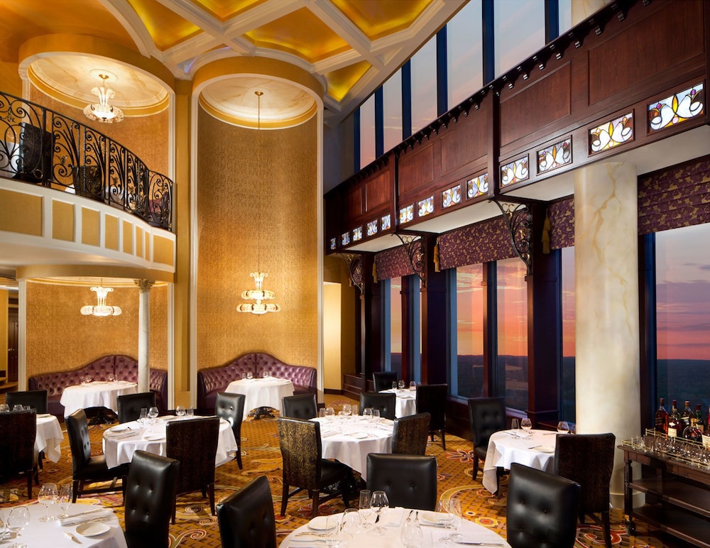 The Brook at Turning Stone Resort Casino 22/29