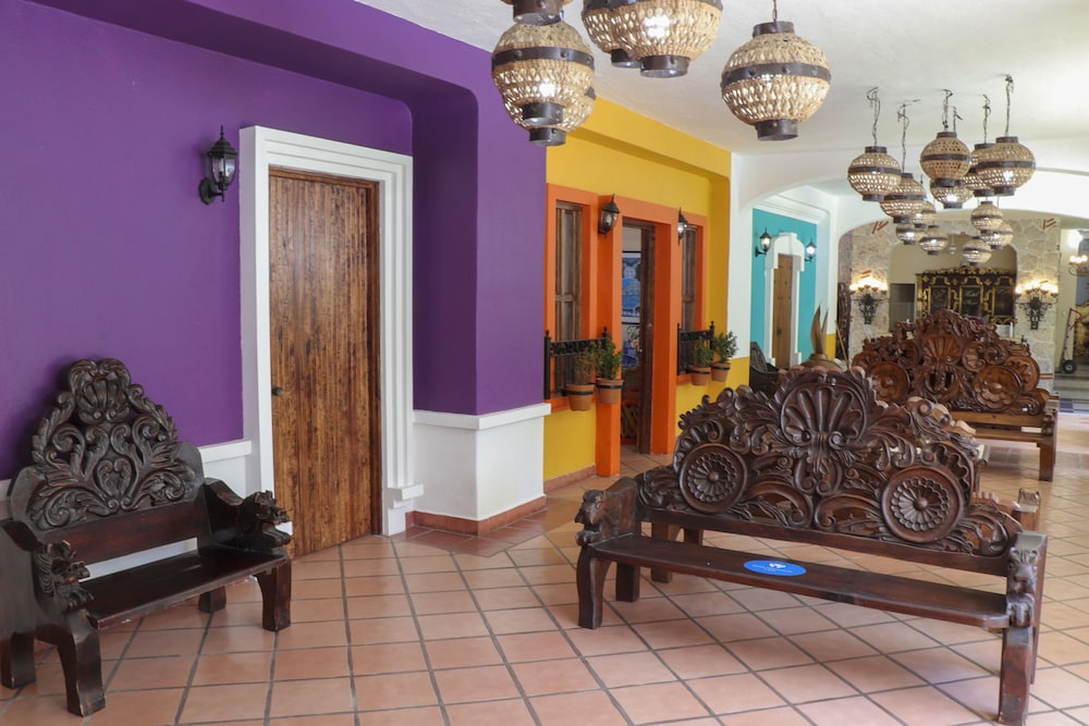 Los Arcos Suites 10/49