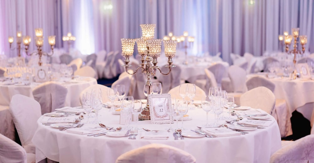 Lough Rynn Castle 30/50