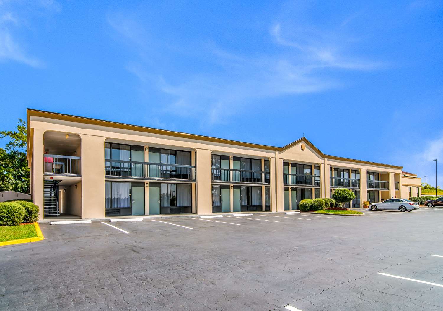Quality Inn Suwanee I-85 38/39