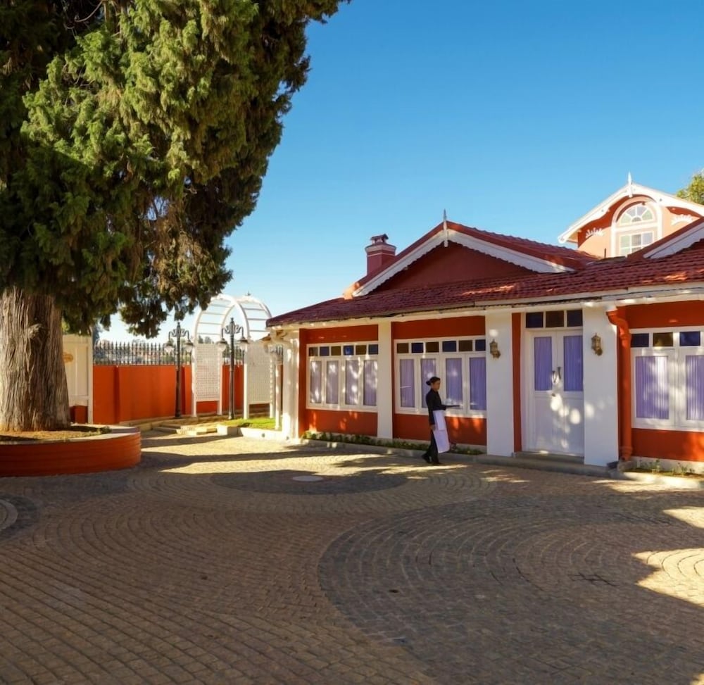 Vinnca West Downs Heritage Resort Ooty 39/42