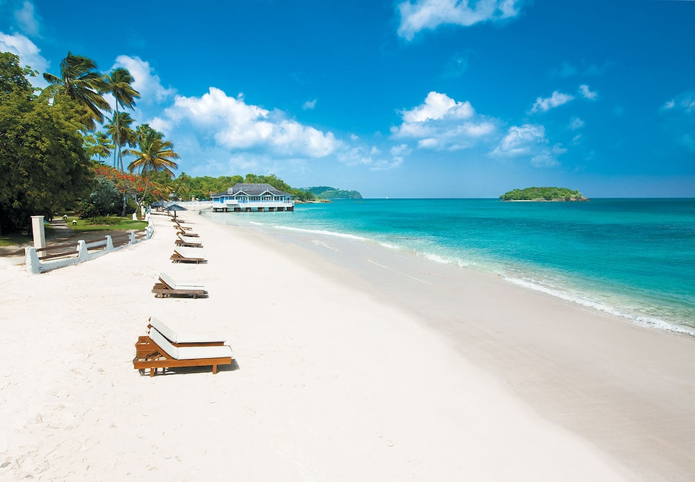 Sandals Halcyon Beach – Adults Only 43/49