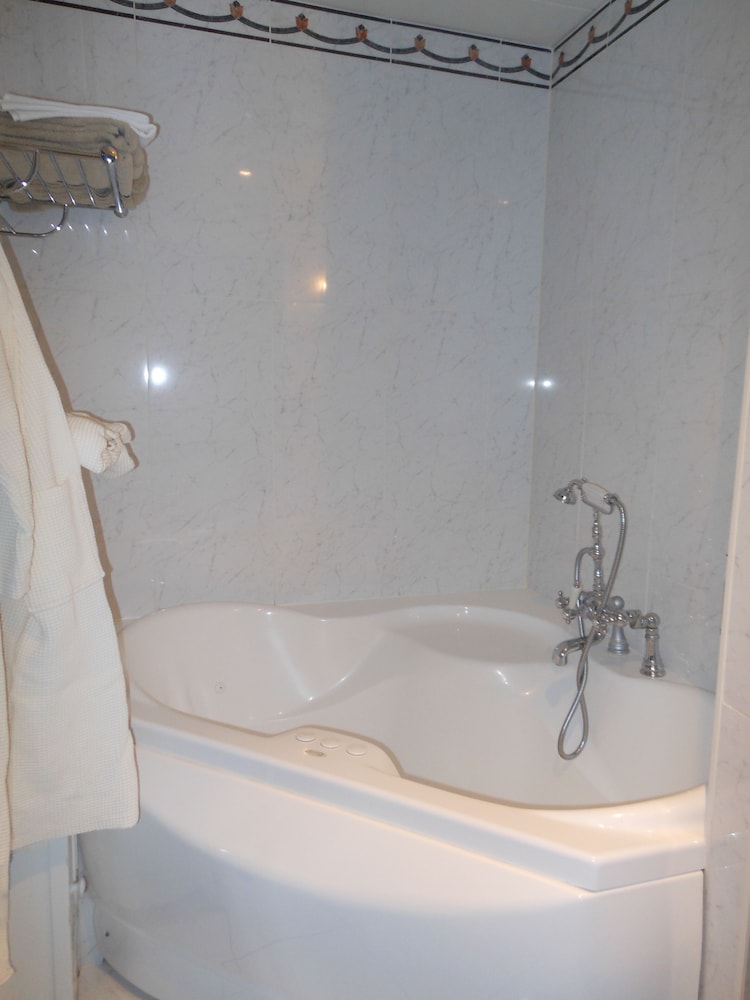 Hotel Beausejour 67/68