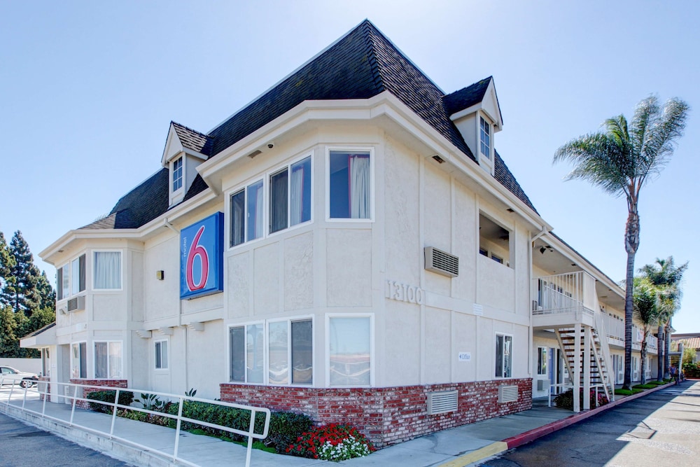 Motel6 Westminster, CA - North in WESTMINSTER - CA
