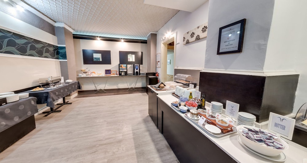 Europa Hotel 30/42