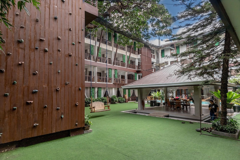 The Selah Garden Hotel 65/71