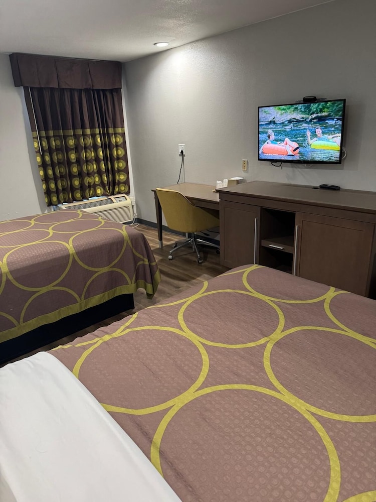 Executive Inn & Suites Baker 19/28
