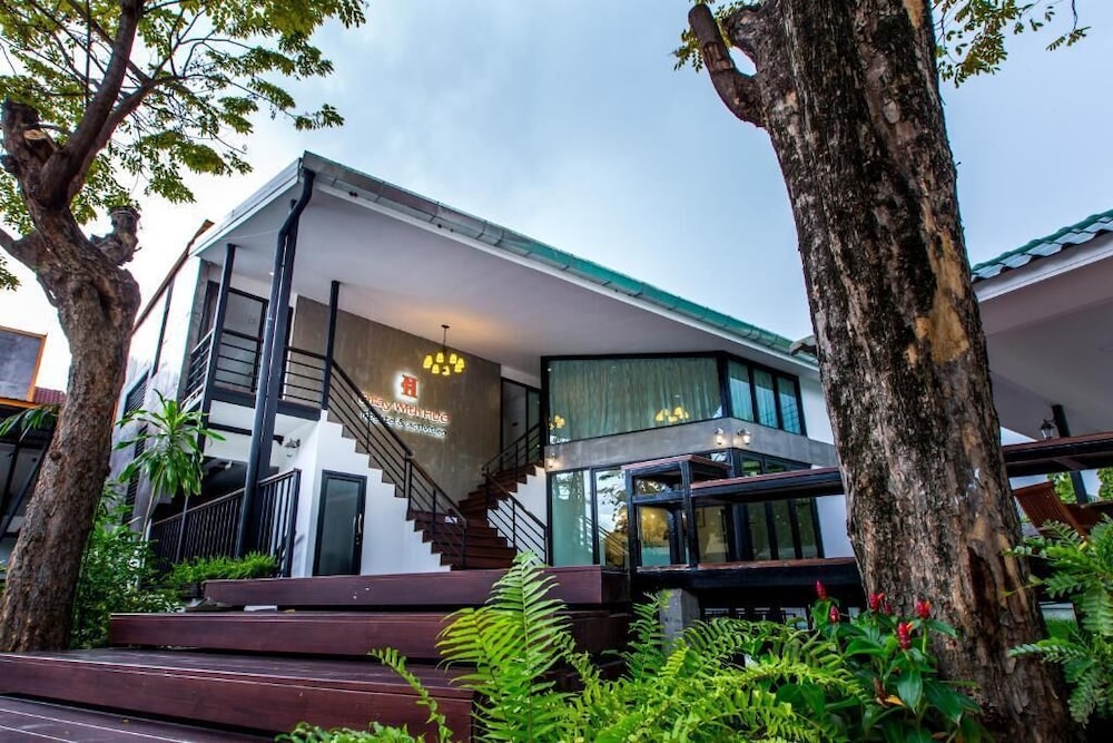 Stay With Hug Poshtel & Activities 4/37