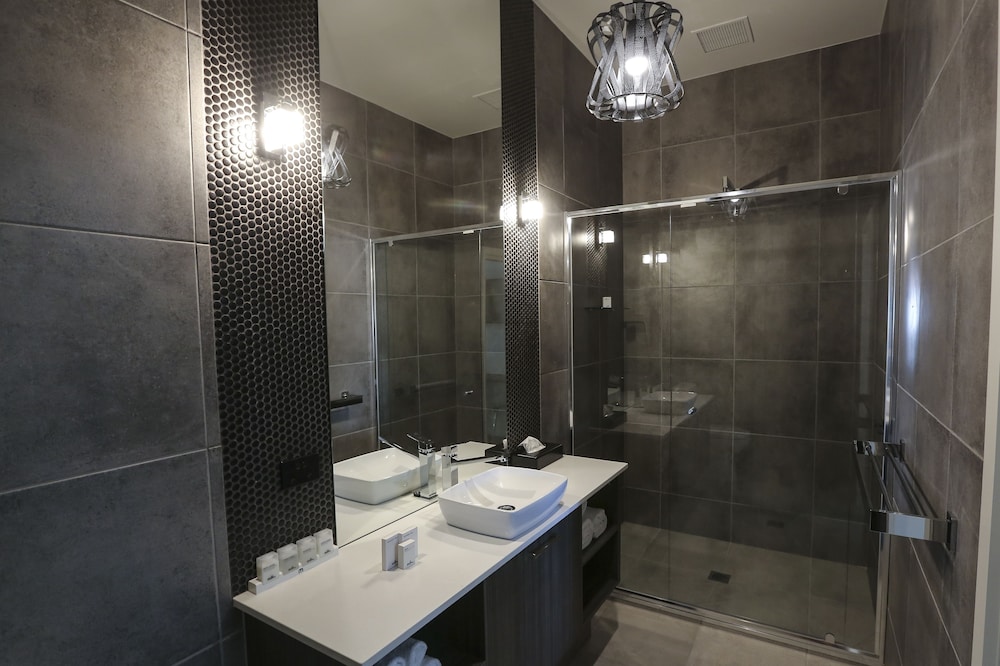 Indulge CBD Apartments 46/50