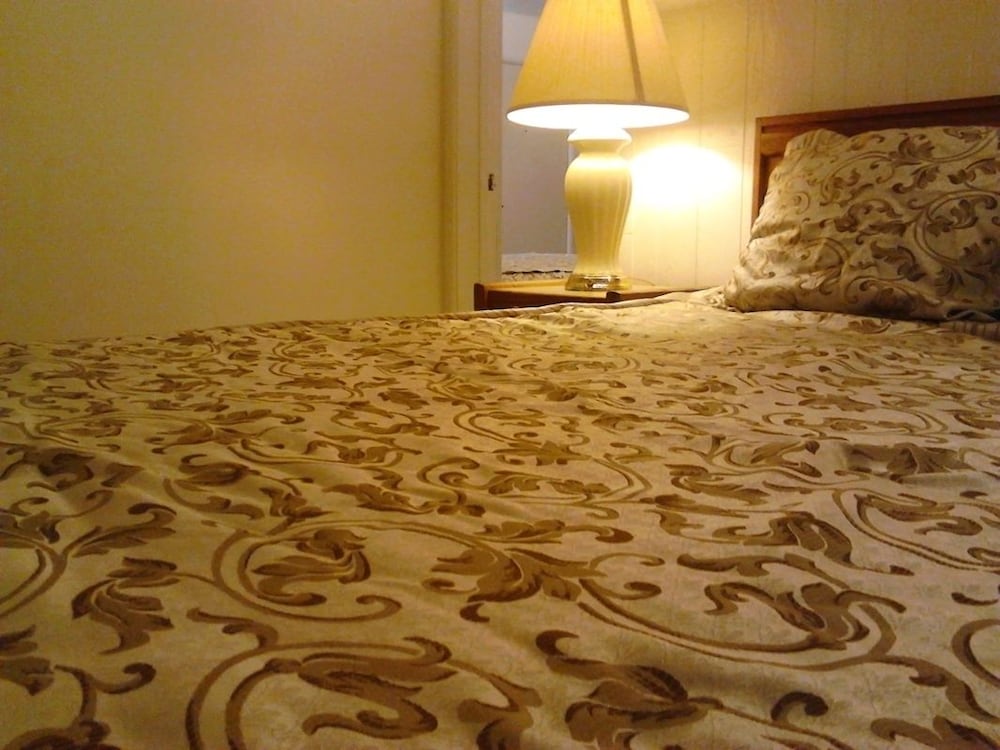 Blue Coast Inn and Suites 24/41