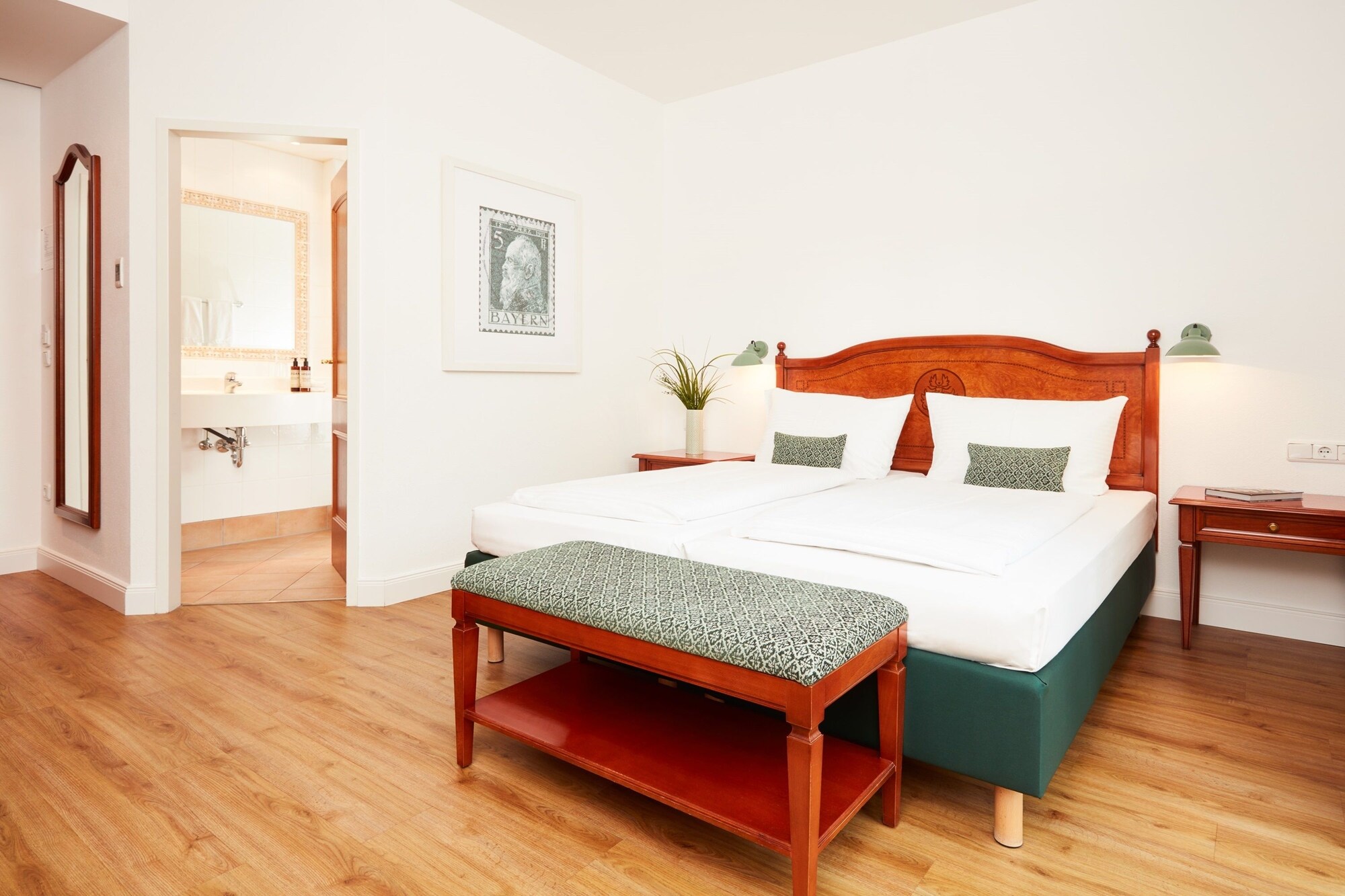 CLASSIC, DOUBLE BED