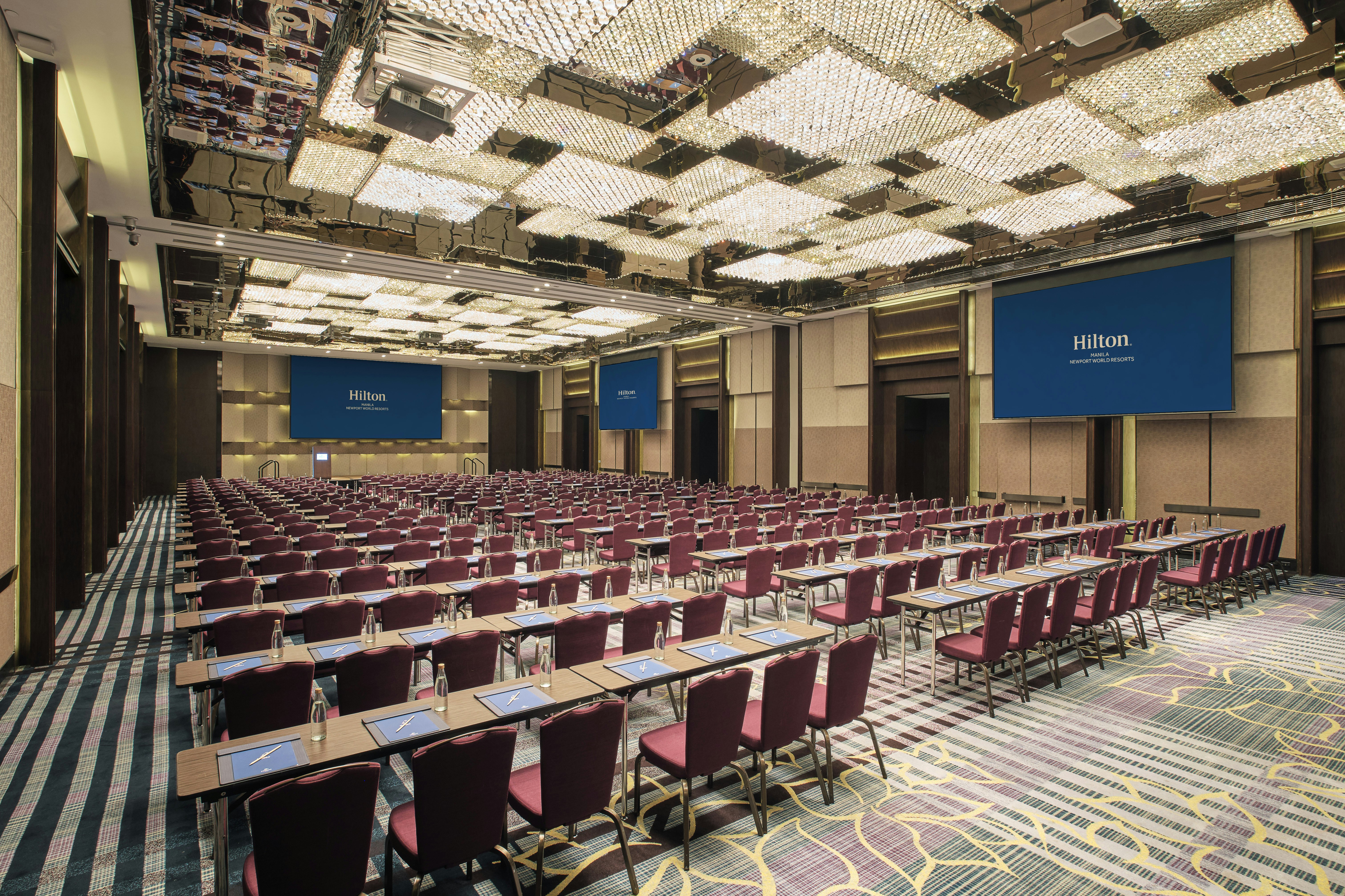 Hilton Manila Newport World Resorts 40/49