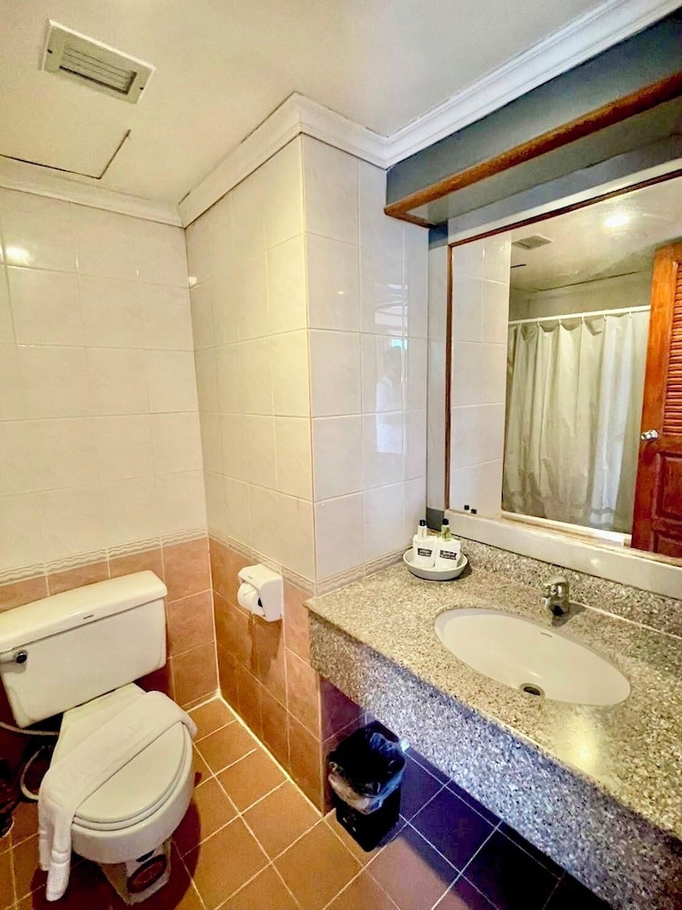 Supar Royal Beach Khanom 45/46