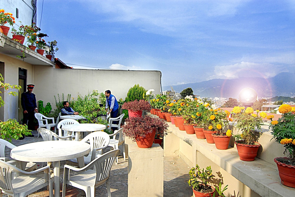Kathmandu Grand Hotel 44/48