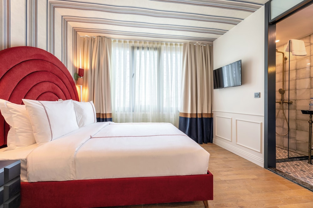 Khai Hotel Karakoy 19/60