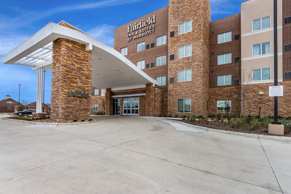 Fairfield Inn & Suites by Marriott Dallas DFW Airport North Coppell Grapevine 3/39