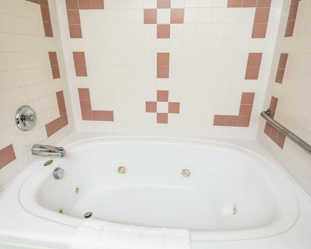 Quality Inn Lewiston 16/33