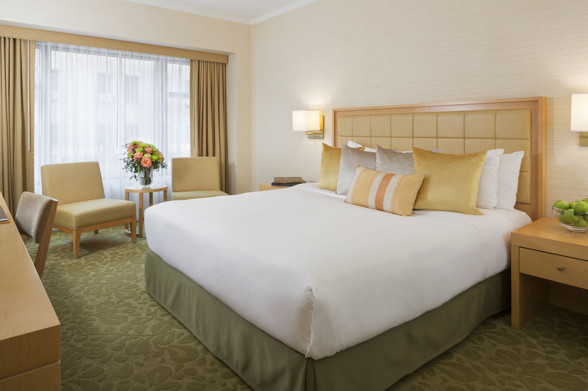 STANDARD, KING BED