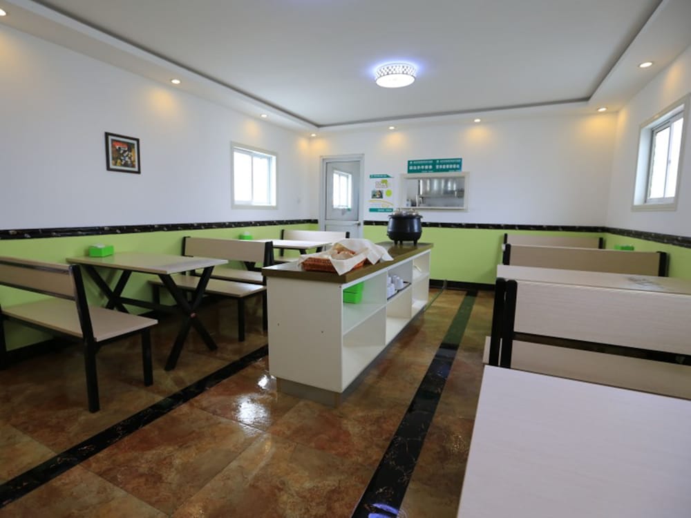 Greentree Inn Xuzhou Pizhou Xinsu Center Fuzhou Road Express Hotel 46/54