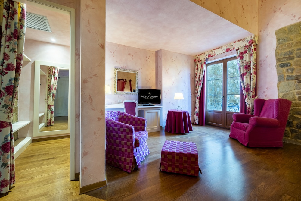 BORGO DI CORTEFREDA 66/92