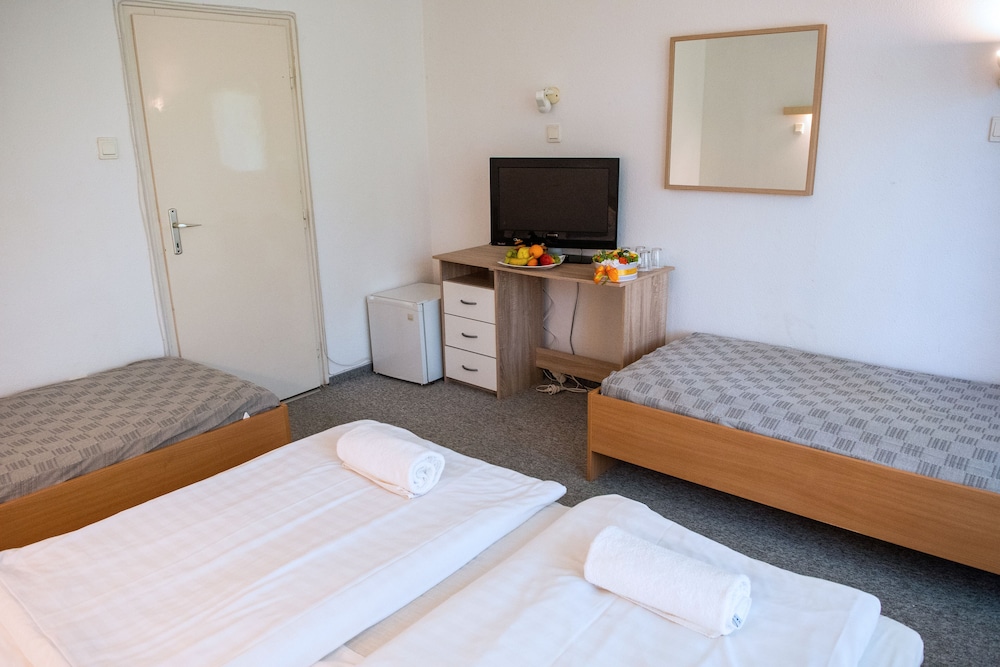 Ce Napfény Hotel 15/41