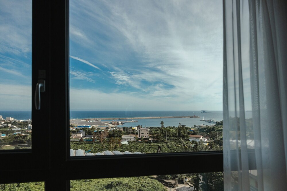 LeMain Hotel Seogwipo 28/39