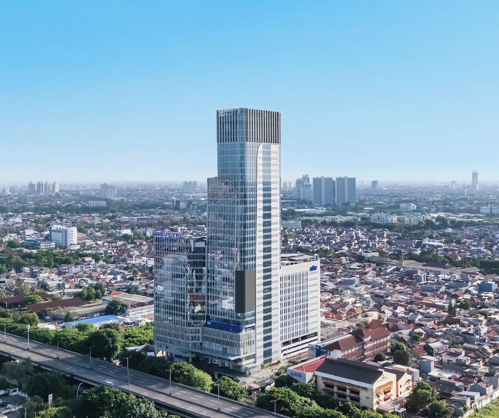Novotel Jakarta Pulo Mas 1/50