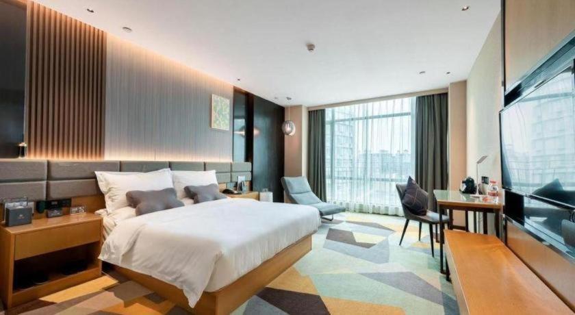 Chonpines Hotel (Guangzhou Rongchuang Wenlvcheng) 28/56