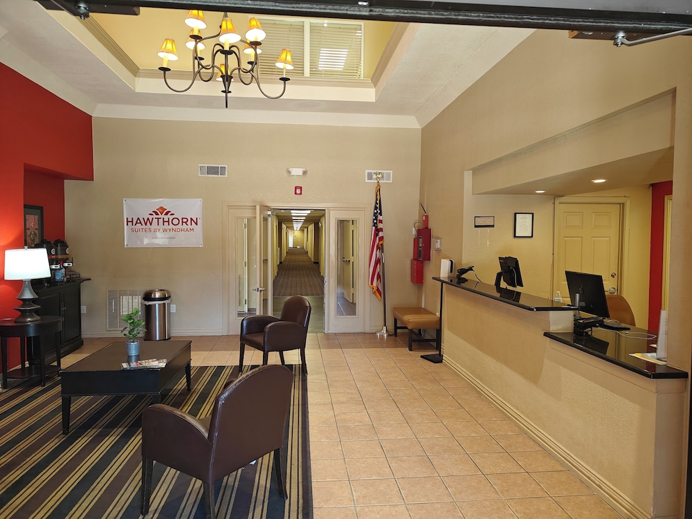 Hawthorn Extended Stay by Wyndham Irving DFW North 14/69