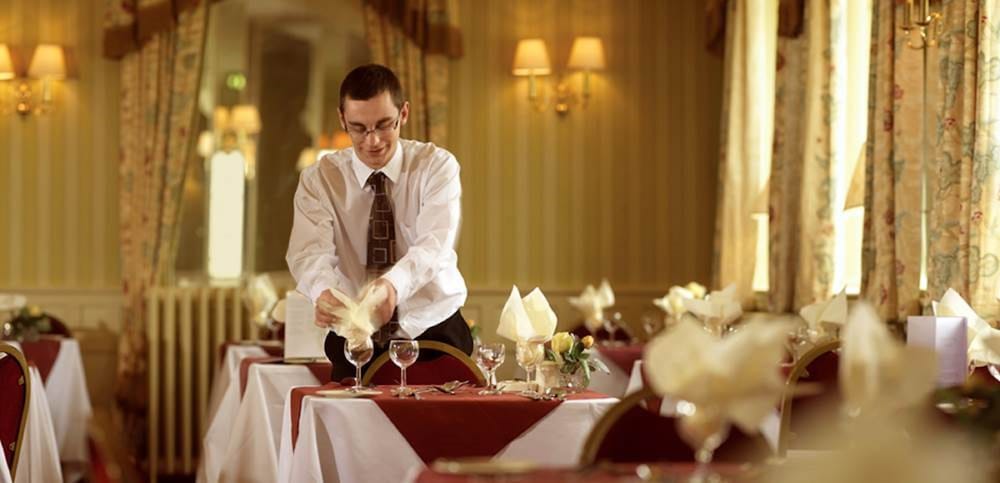 Clifton Hotel Scarborough 10/50