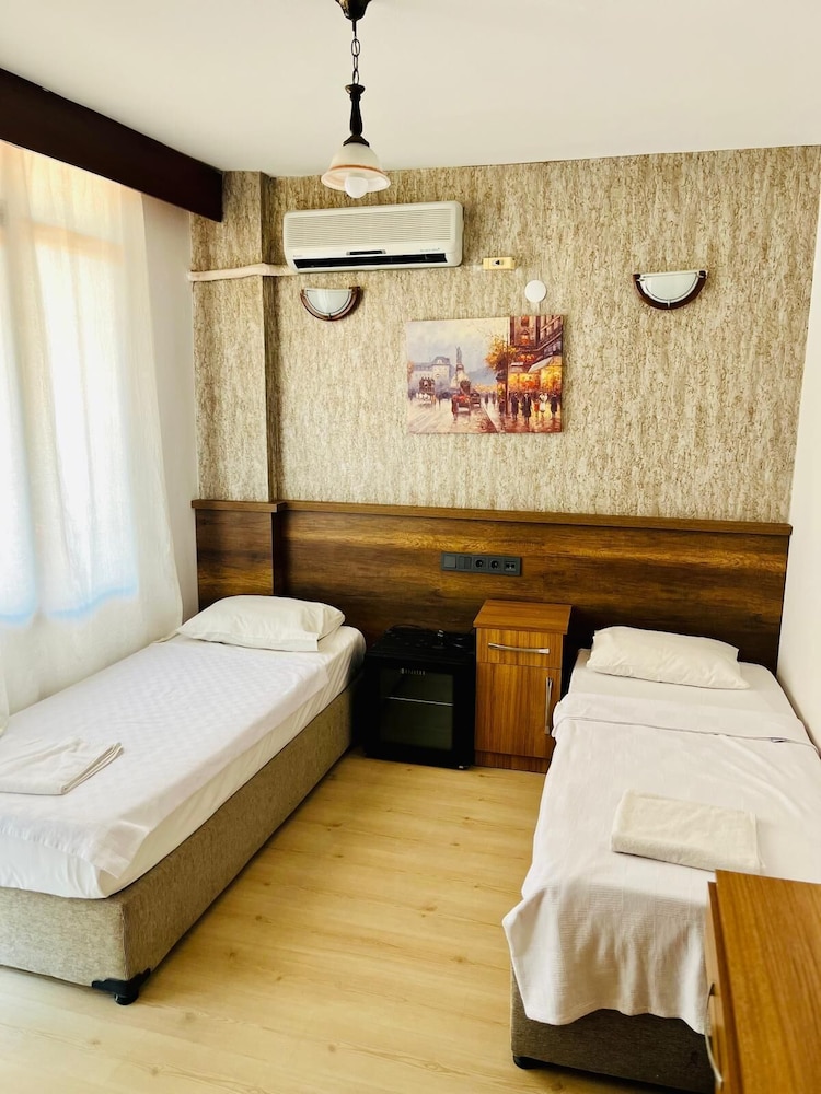 Delta Hotel 14/33