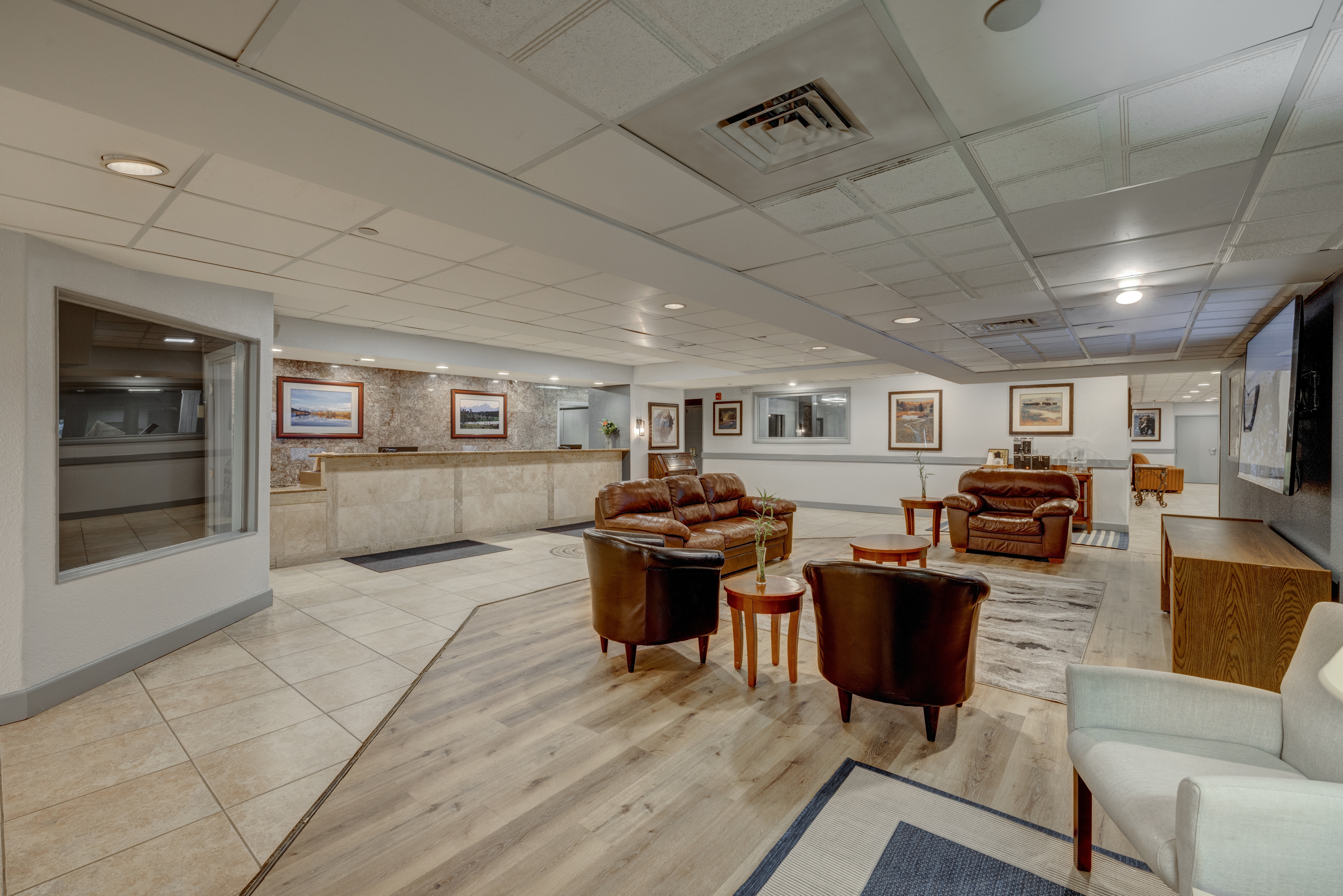 Riverside Hotel & Conference Center 45/60