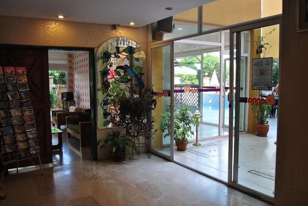 BENNA HOTEL 24/77