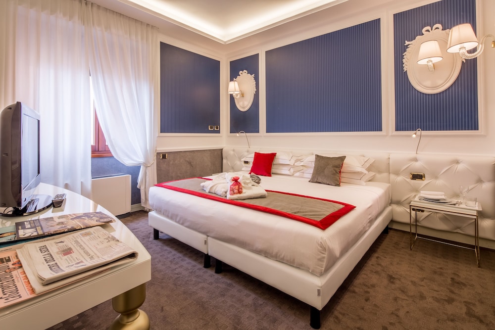 Grande Albergo Roma 35/69