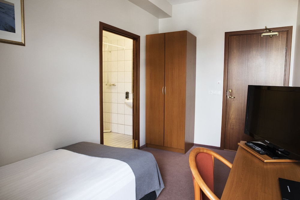 STANDARD, SINGLE, SINGLE BED