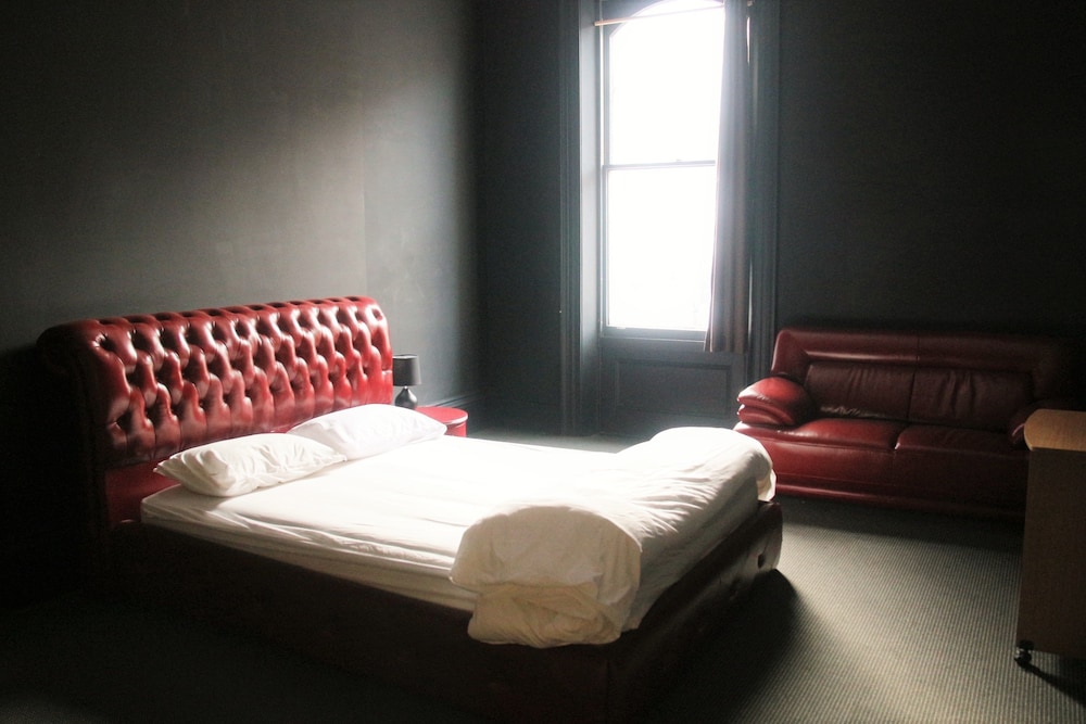 The Backpackers Imperial Hotel 13/50