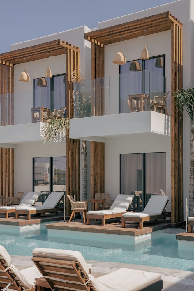 Galazio Beach Resort 41/68