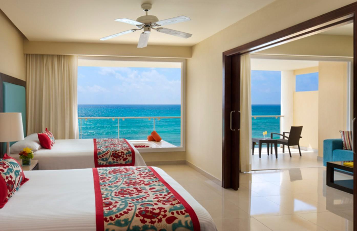 Preferred Club, Double Bed, Ocean Front