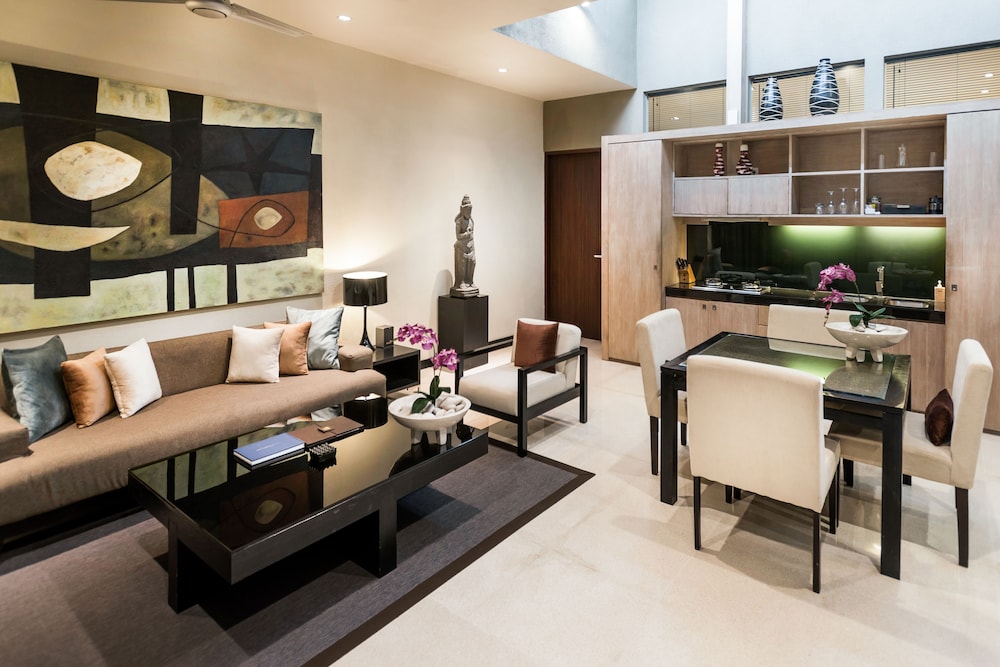 Cicada Luxury Townhouses 35/67