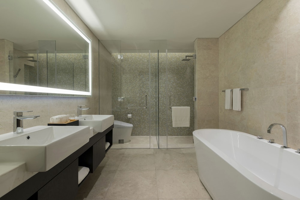 Sedona Suites Ho Chi Minh City 12/73