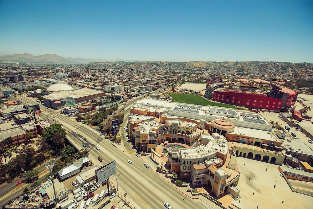 Hotel Palacio Azteca Tijuana, Trademark by Wyndham 68/71