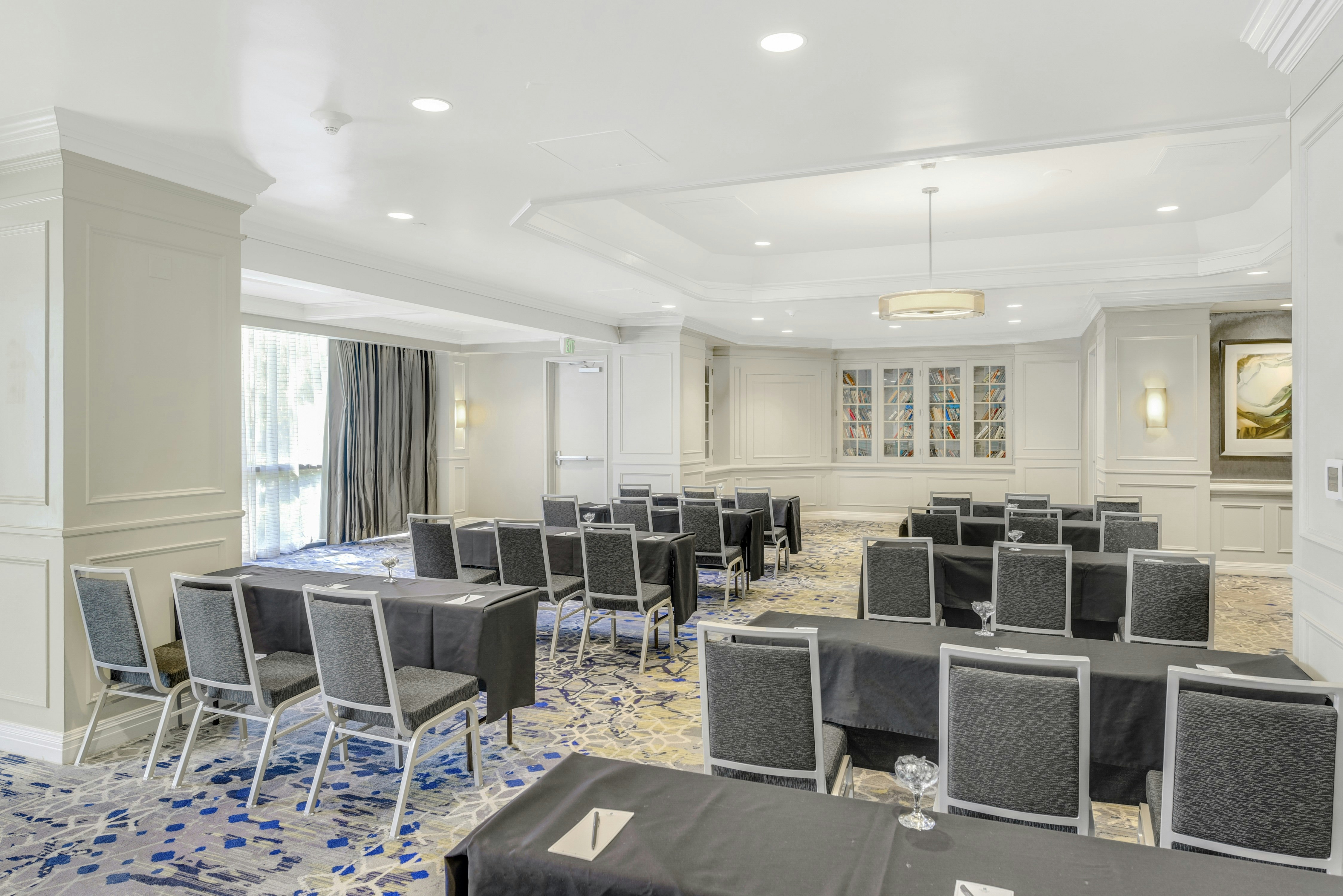 Embassy Suites by Hilton Anaheim Orange 51/61