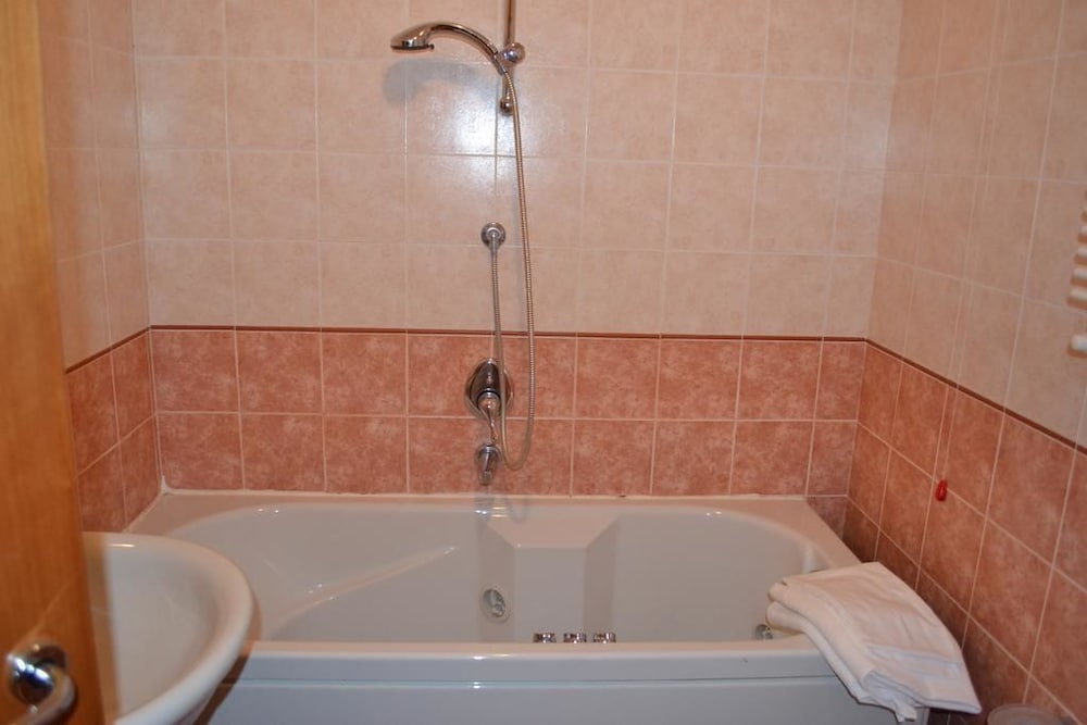Hotel Maita 49/50