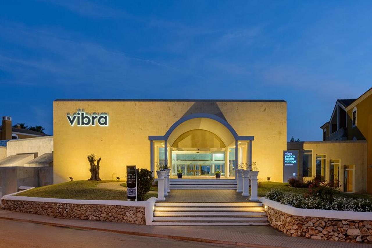 Apartamentos Vibra Caleta Playa in CIUTADELLA