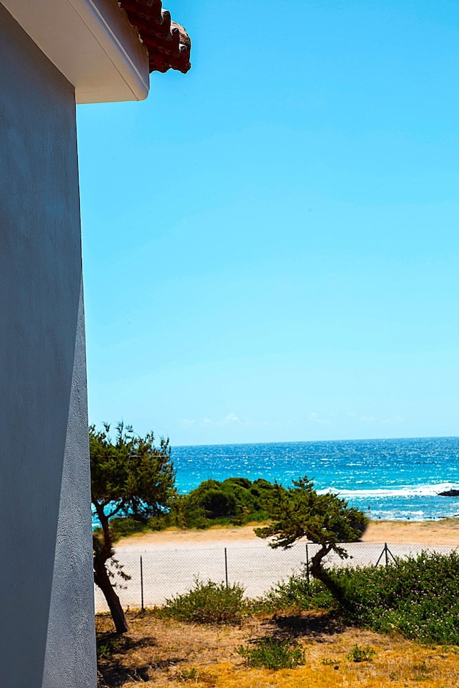 Romanos Beach Villas 39/49